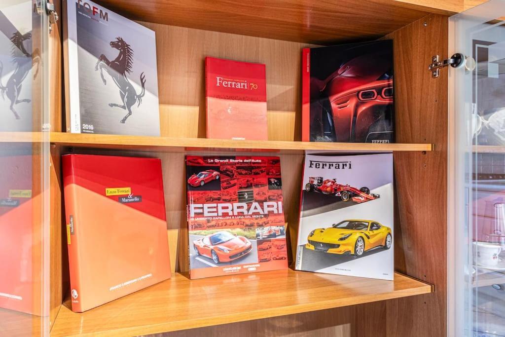 Ferrari Museum & Train Station - Il Cavallino Loft Διαμέρισμα Μόντενα Εξωτερικό φωτογραφία